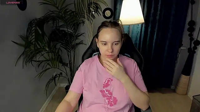 Lika 0ne online show from December 16, 2025, 12:10 pm