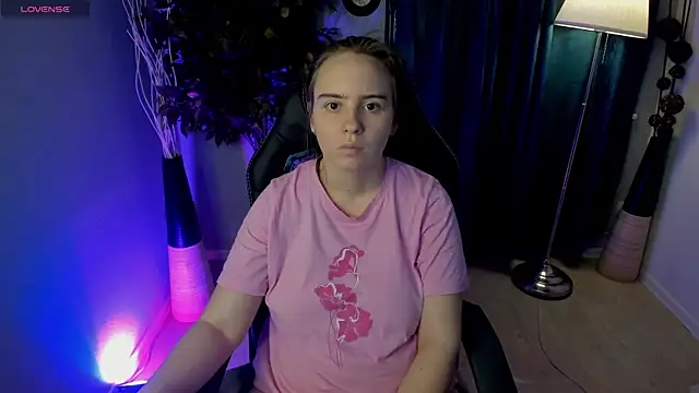 Lika 0ne online show from March 15, 2026, 12:11 pm