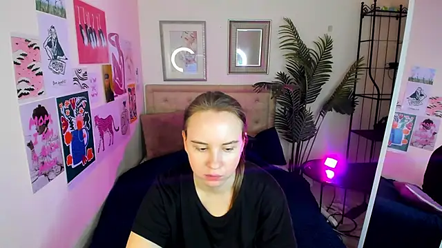 Lika 0ne online show from April 13, 2026, 12:10 pm