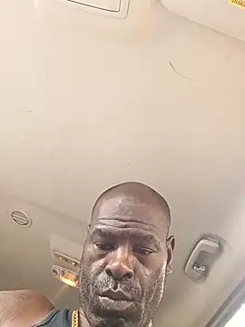 Snapshot of birdg chatting on October 1, 2025, 5:08 pm birdg online show from October 1, 2025, 5:08 pm