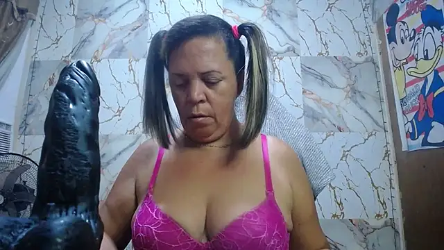 alina maturehot online show from April 7, 2026, 7:53 am