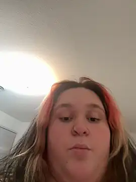 lilhead1400 online show from February 26, 2025, 4:25 am