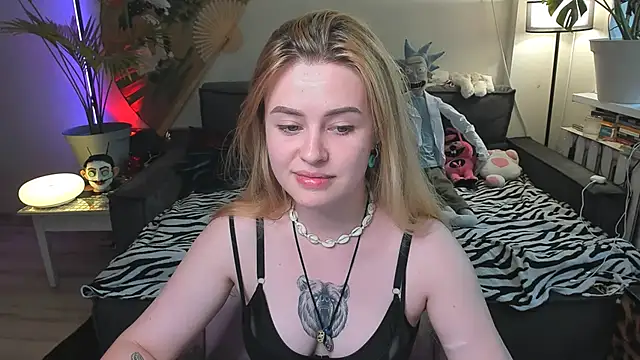 Alexa Pirs online show from June 29, 2026, 3:01 pm