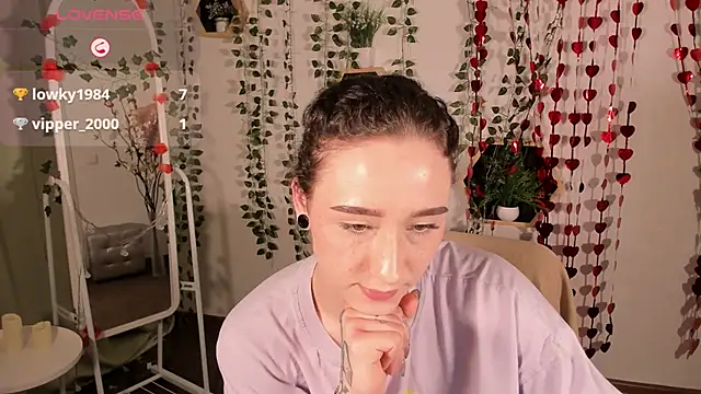 Snapshot of Smoke_of_soul_ chatting on February 18, 2025, 7:52 pm Smoke of soul  online show from February 18, 2025, 7:52 pm