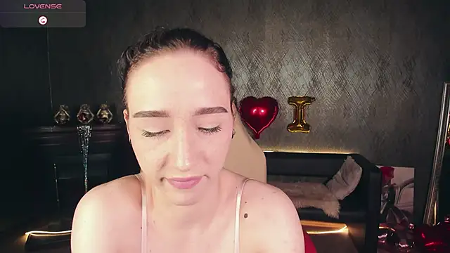 Snapshot of Smoke_of_soul_ chatting on February 19, 2025, 1:50 pm Smoke of soul  online show from February 19, 2025, 1:50 pm