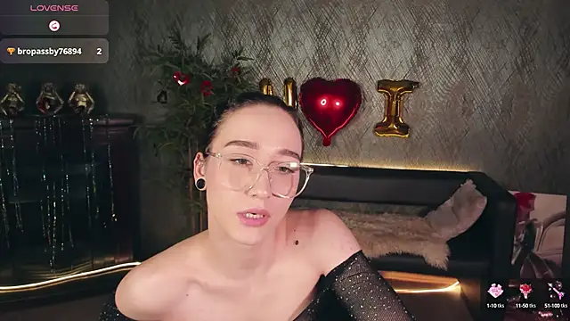 Snapshot of Smoke_of_soul_ chatting on February 19, 2025, 4:55 pm Smoke of soul  online show from February 19, 2025, 4:55 pm