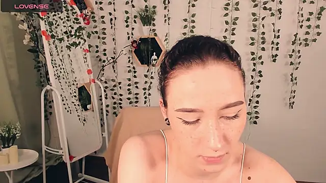 Snapshot of Smoke_of_soul_ chatting on March 15, 2025, 1:51 pm Smoke of soul  online show from March 15, 2025, 1:51 pm