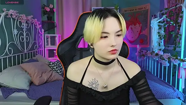 Akemi Sora  online show from March 1, 2025, 12:34 pm