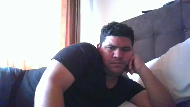 oscarshow24 online show from October 1, 2025, 7:20 pm