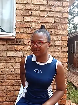 Snapshot of Kylie6lack chatting on February 14, 2025, 1:08 pm Kylie6lack online show from February 14, 2025, 1:08 pm