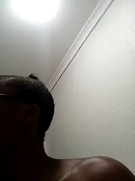 Snapshot of Kylie6lack chatting on February 20, 2025, 4:46 pm Kylie6lack online show from February 20, 2025, 4:46 pm