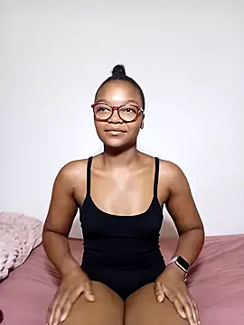 Snapshot of Kylie6lack chatting on February 21, 2025, 2:39 am Kylie6lack online show from February 21, 2025, 2:39 am