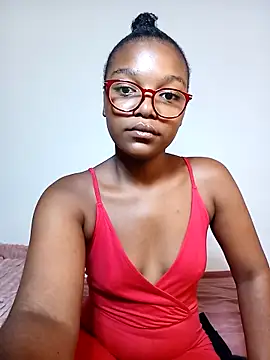 Snapshot of Kylie6lack chatting on March 5, 2025, 3:18 am Kylie6lack online show from March 5, 2025, 3:18 am