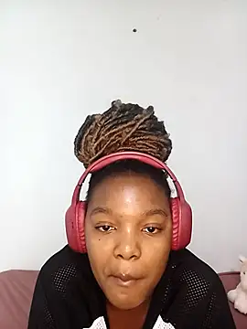 Snapshot of Kylie6lack chatting on September 28, 2025, 8:14 pm Kylie6lack online show from September 28, 2025, 8:14 pm