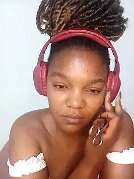 Snapshot of Kylie6lack chatting on October 6, 2025, 8:06 pm Kylie6lack online show from October 6, 2025, 8:06 pm