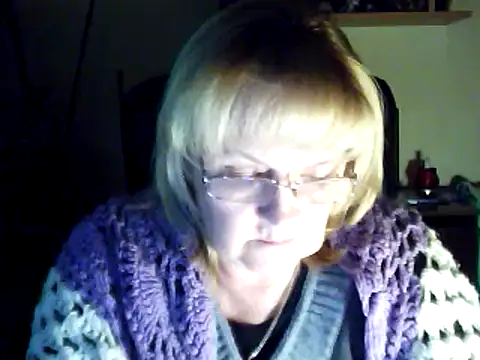 Snapshot of Violet5364 chatting on February 21, 2025, 6:04 pm Violet5364 online show from February 21, 2025, 6:04 pm