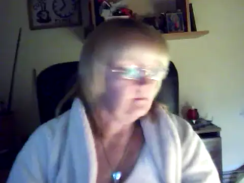 Snapshot of Violet5364 chatting on March 1, 2025, 9:04 pm Violet5364 online show from March 1, 2025, 9:04 pm