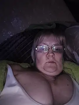 Violet5364 online show from April 25, 2026, 8:17 pm