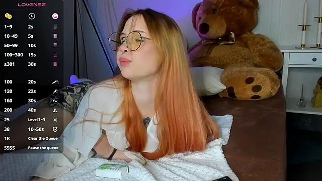 marynixoxo online show from February 11, 2025, 3:08 am