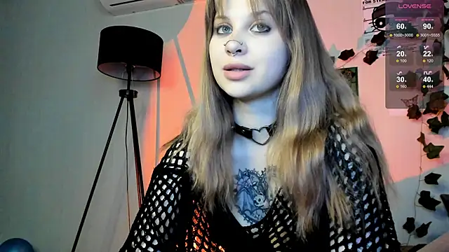 marynixoxo online show from March 7, 2025, 8:02 am