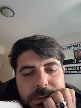 Sex-10-10 online show from November 26, 2025, 1:01 pm