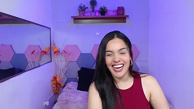 Lana Pearce online show from February 11, 2025, 4:46 pm