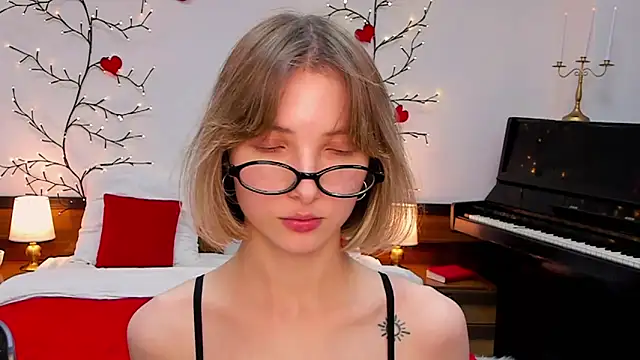 Snapshot of dej4vue chatting on March 20, 2025, 11:45 pm dej4vue online show from March 20, 2025, 11:45 pm