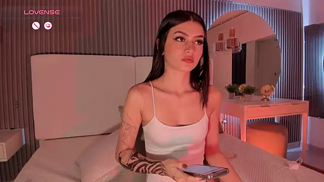 Giselle royy online show from November 11, 2025, 11:16 pm