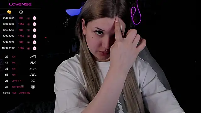 Snapshot of Hazbin_Hotel chatting on February 19, 2025, 12:55 pm Hazbin Hotel online show from February 19, 2025, 12:55 pm