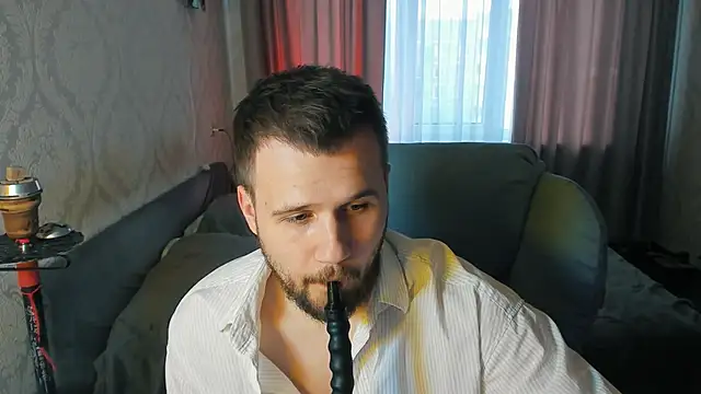 Snapshot of Vladik_b chatting on May 25, 2026, 5:30 pm Vladik b online show from May 25, 2026, 5:30 pm