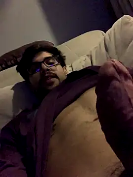 BlobbedFloppy online show from November 24, 2025, 2:22 am