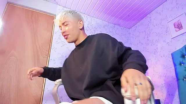 Ianwayne online show from February 12, 2025, 10:04 pm