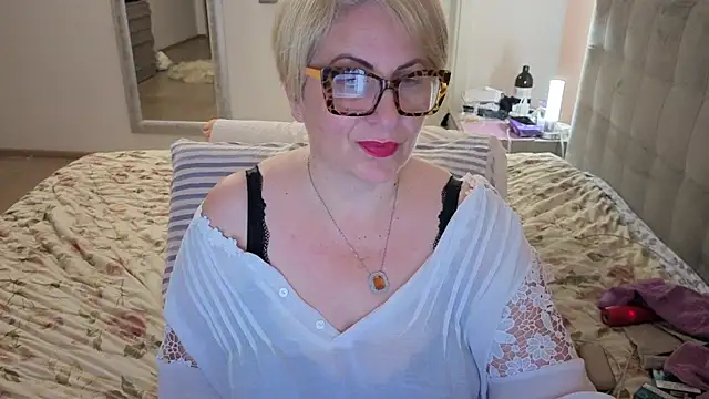 Pumabionda online show from November 29, 2025, 10:57 pm