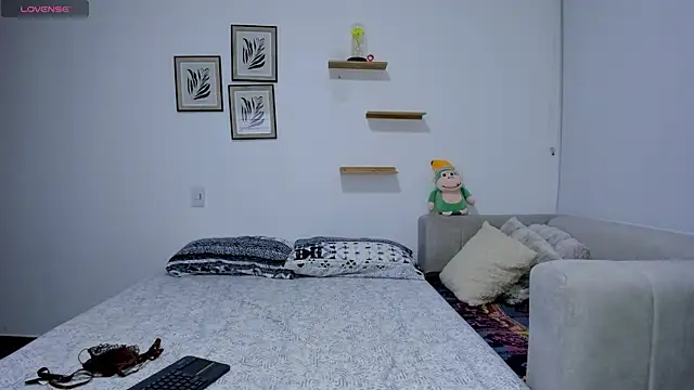 Snapshot of sarita_bigbooty_ chatting on November 23, 2025, 4:34 am sarita bigbooty online show from November 23, 2025, 4:34 am