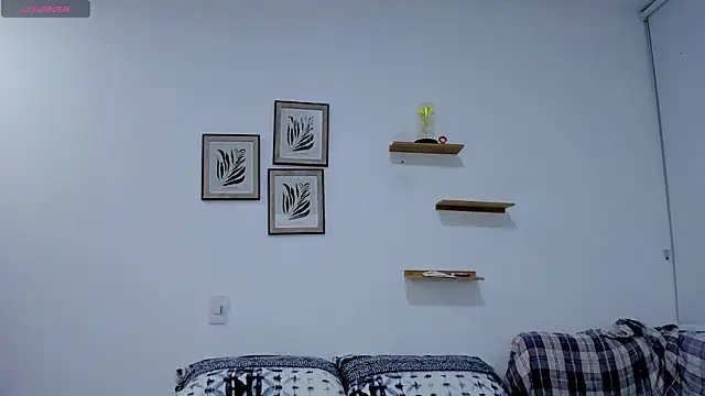 Snapshot of sarita_bigbooty_ chatting on December 4, 2025, 10:40 pm sarita bigbooty online show from December 4, 2025, 10:40 pm