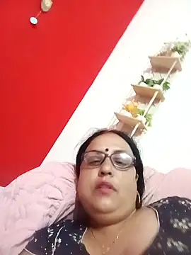 Kiyara8 online show from October 2, 2025, 12:39 am
