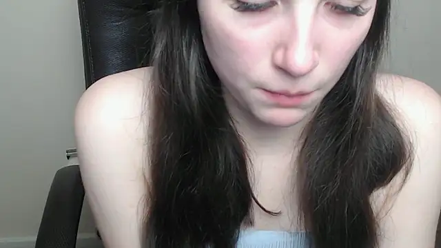  AnissaQuinn  online show from February 19, 2025, 3:05 pm