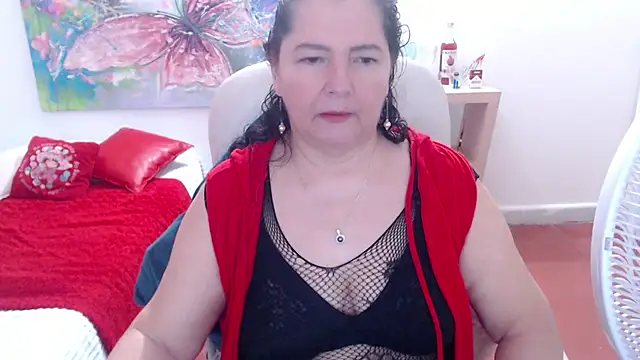 leonela 69 online show from November 23, 2025, 2:33 am