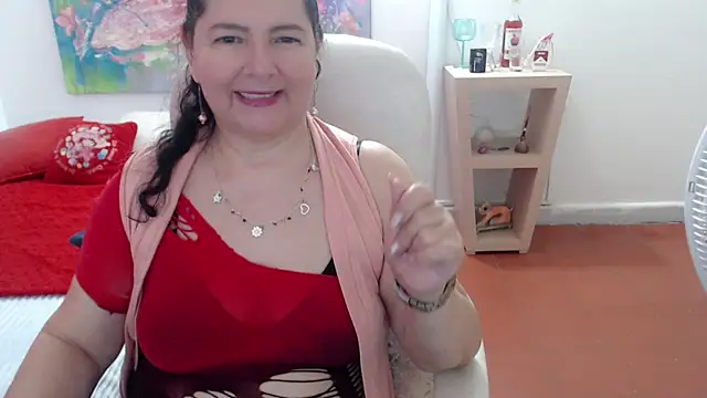 leonela 69 online show from December 4, 2025, 3:21 pm