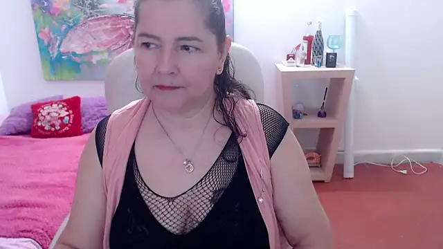 leonela 69 online show from January 14, 2026, 1:22 am