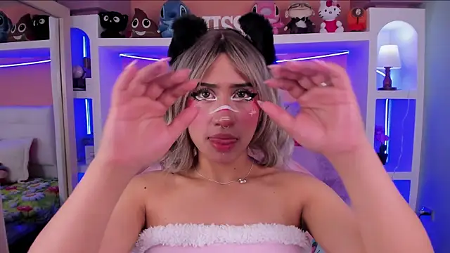 miss   megan online show from February 17, 2026, 2:30 am