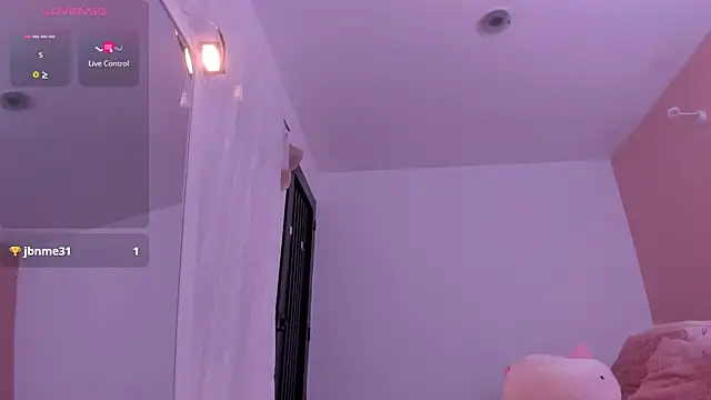 PamelaBliss online show from March 21, 2025, 7:44 am