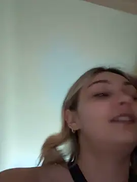 Snapshot of skyemorgan01 chatting on March 2, 2026, 11:28 am skyemorgan01 online show from March 2, 2026, 11:28 am