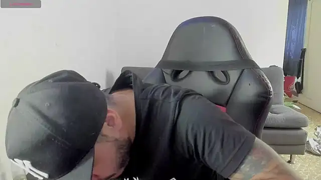 ragnar lothbrok777 online show from October 21, 2025, 8:09 pm