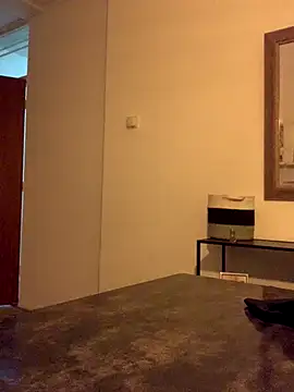 Snapshot of Bleueyez007 chatting on November 27, 2025, 12:24 am Bleueyez007 online show from November 27, 2025, 12:24 am