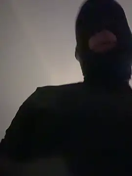 Snapshot of Bleueyez007 chatting on February 10, 2026, 4:22 pm Bleueyez007 online show from February 10, 2026, 4:22 pm