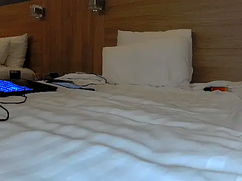 Iscariot19 online show from October 23, 2025, 9:57 pm