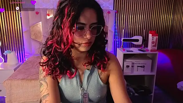 kristen tay online show from April 7, 2026, 3:07 am