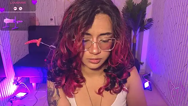 kristen tay online show from April 18, 2026, 3:21 am