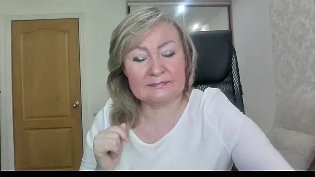 Victoria secrets  online show from July 27, 2026, 5:14 am